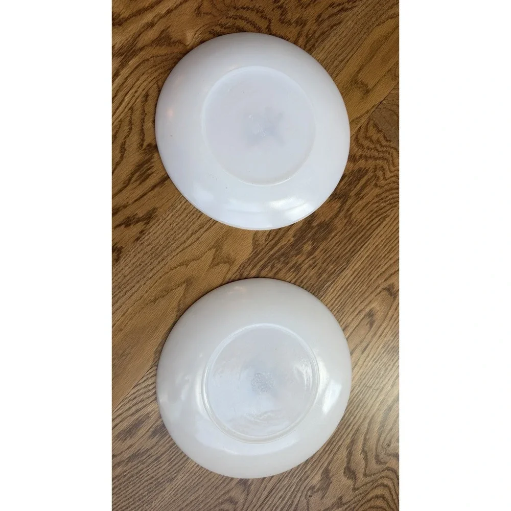 Vtg Fire King White Glass 9 